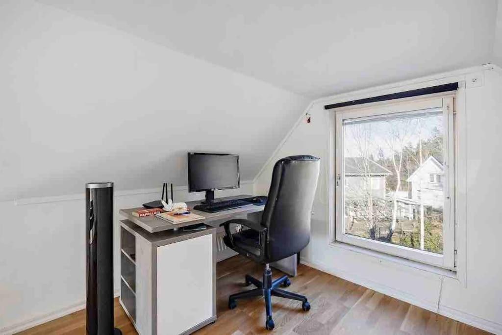 Mysigt Hus Med Natur & Jacuzzi I Olofstorp Göteborg Kültér fotó