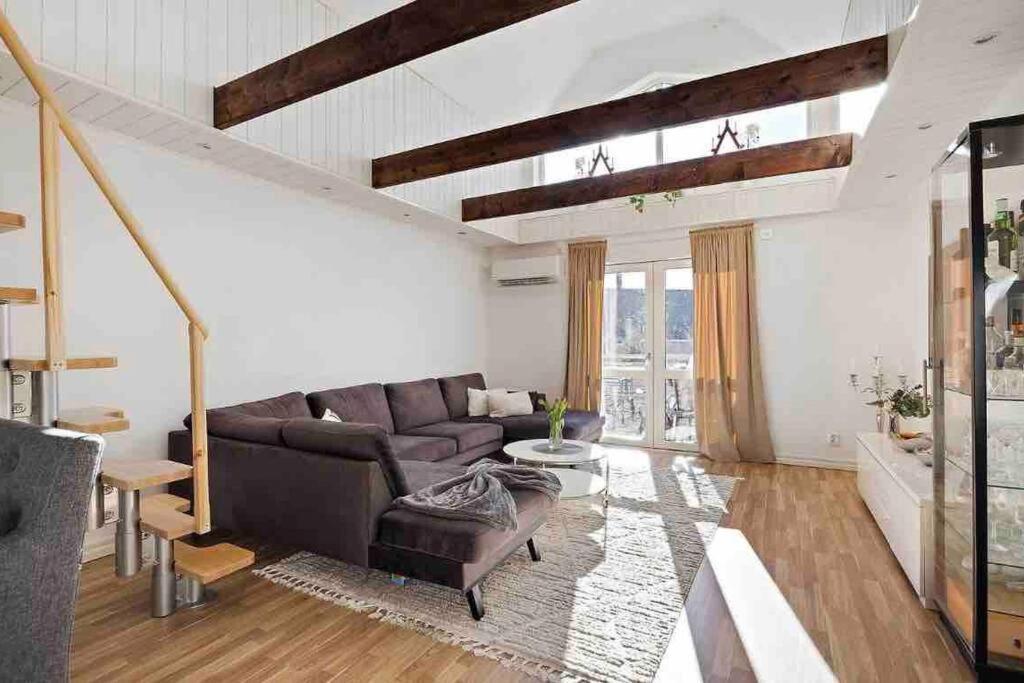 Mysigt Hus Med Natur & Jacuzzi I Olofstorp Göteborg Kültér fotó